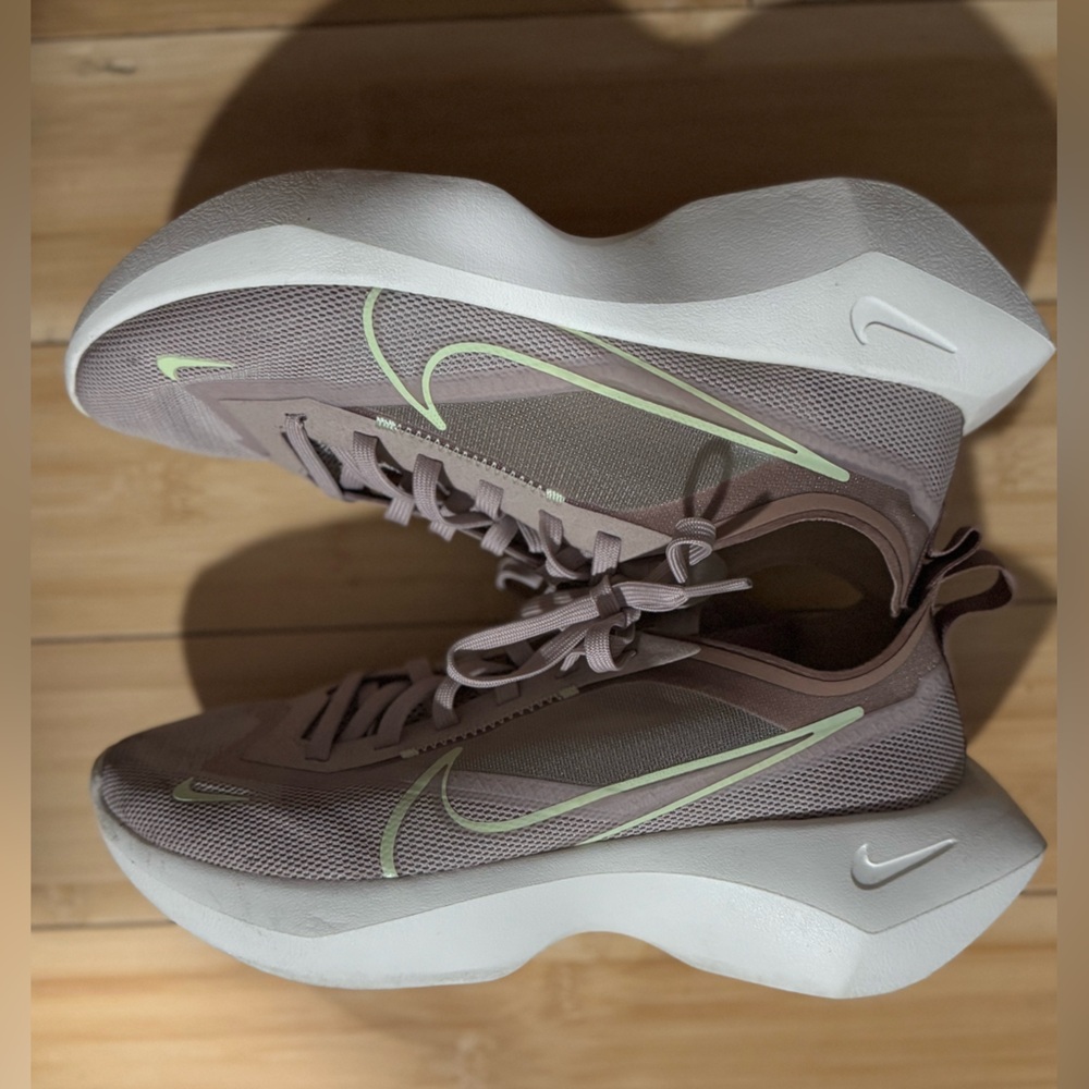 Nike Vista Lite